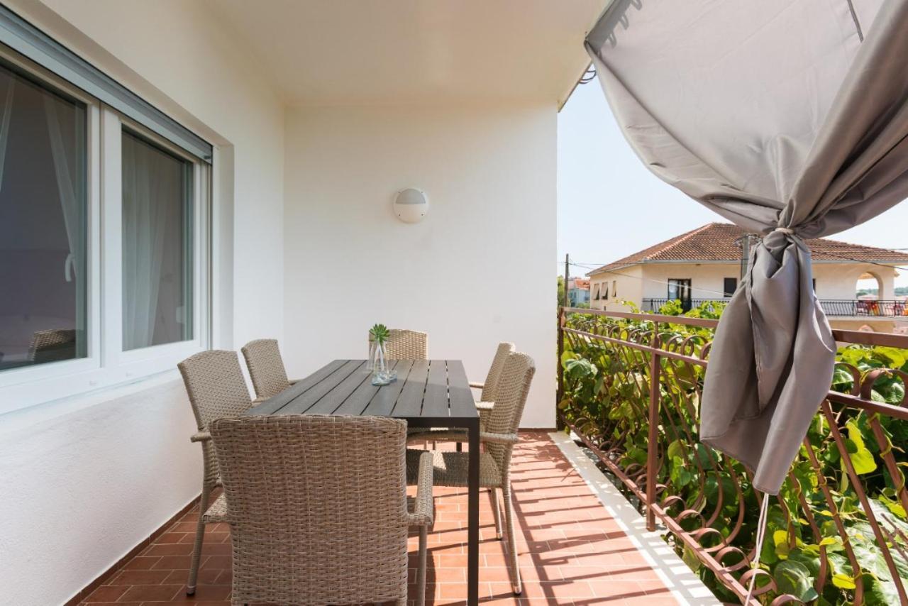 Apartman Regius White Trogir Habitación foto